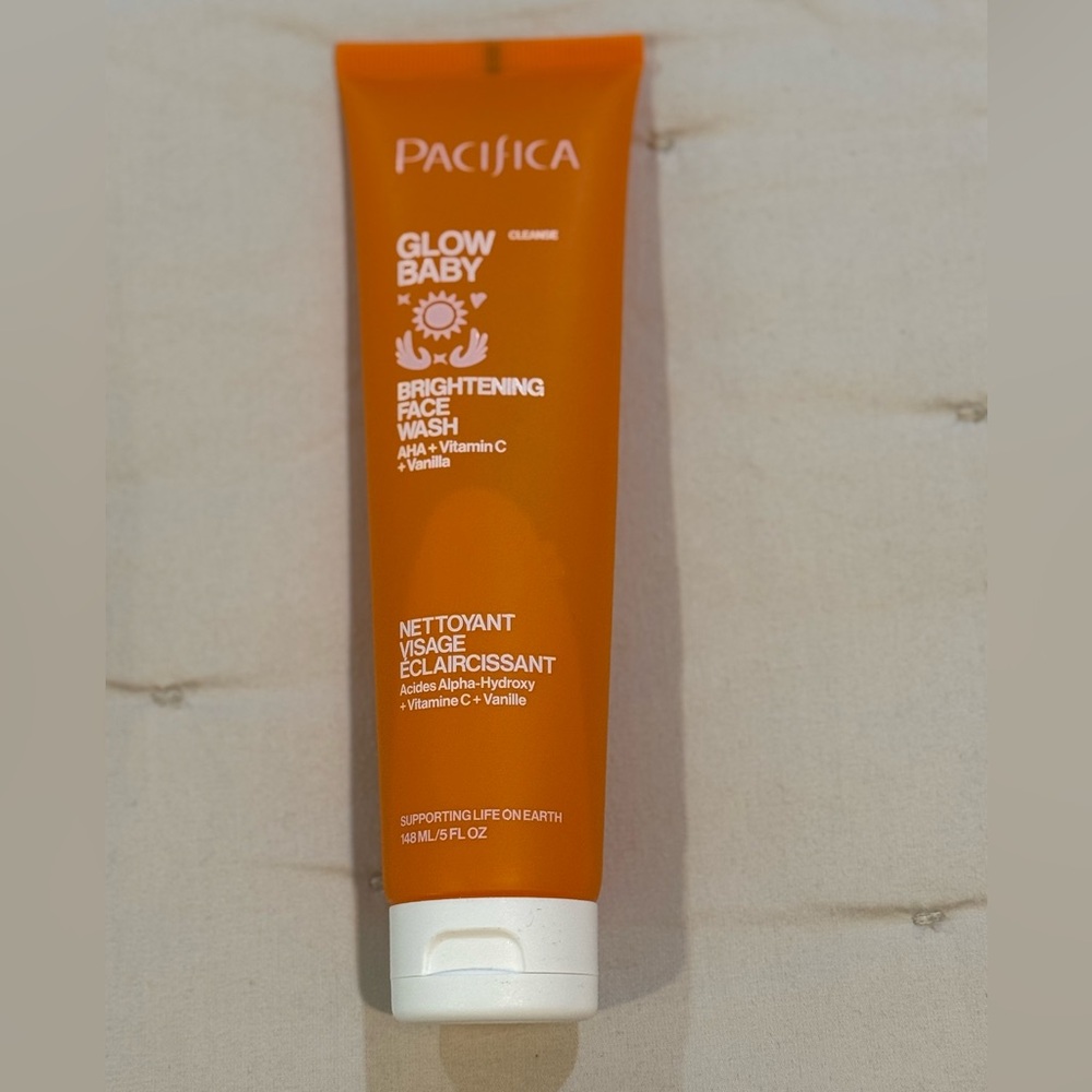 Pacifica Glow Baby Face Wash with AHA and Vitamin C